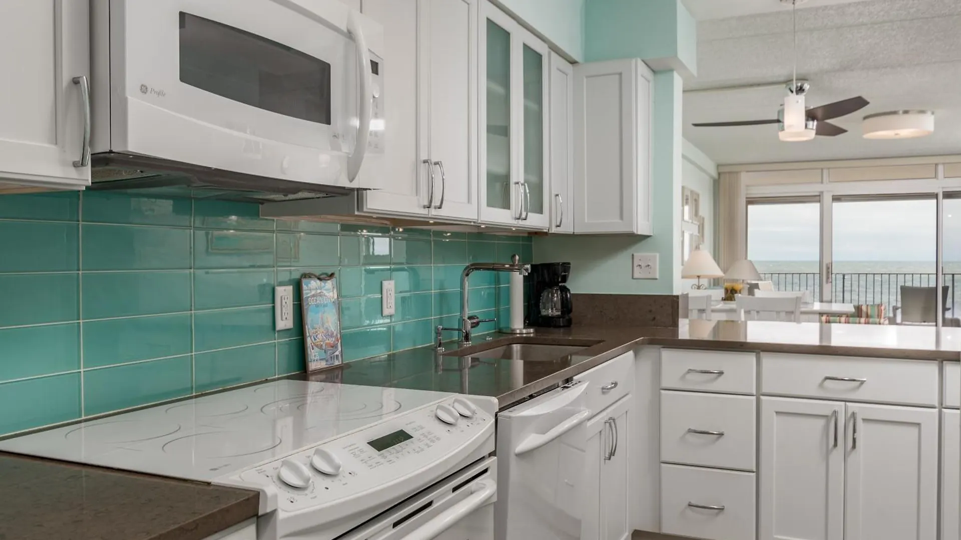 オーシャン・シティFamily Friendly 2Br, Amazing Unobstructed Ocean View,Huge Balcony, Poolアパートメント アパート