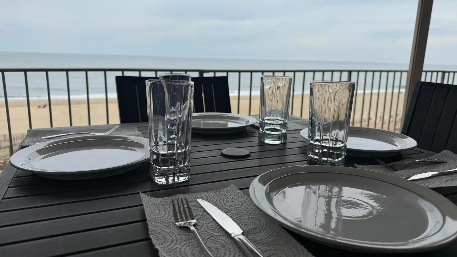 Family Friendly 2Br, Amazing Unobstructed Ocean View,Huge Balcony, Pool Apartment Ocean City